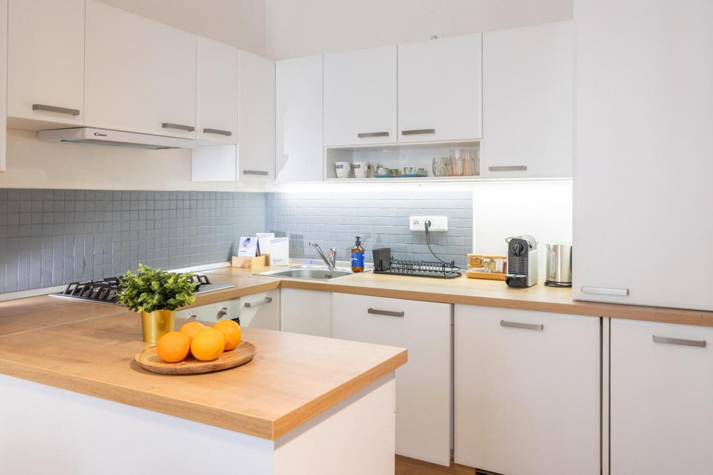 Apartment Days - In Location - Lesser Town - Park Nearby *