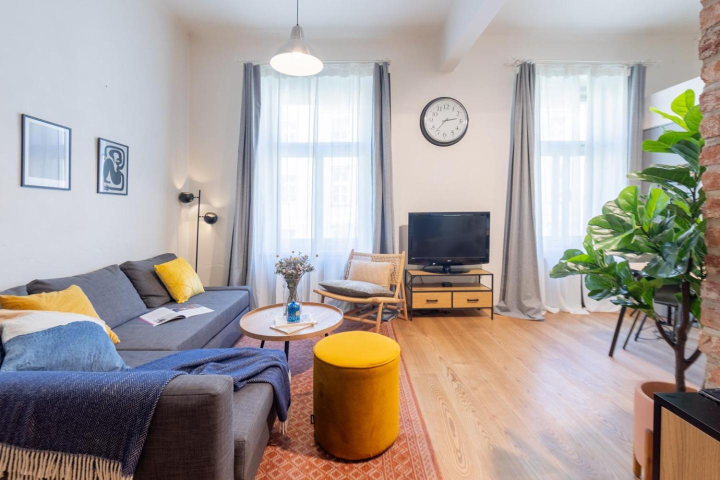 Apartment Days - In Location - Lesser Town - Park Nearby Prague